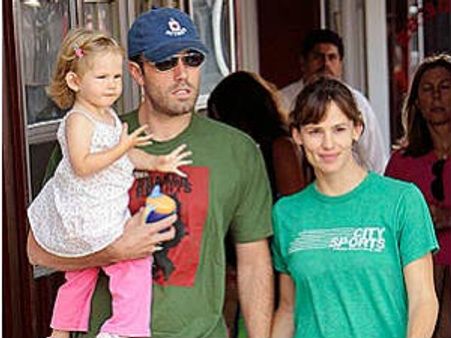 Jennifer Garner pregnant with Ben Affleck's third baby