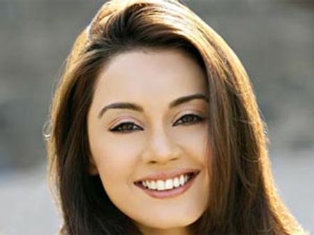 Minissha Lamba is threatened