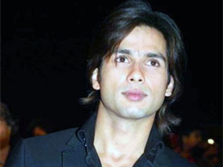 Shahid Kapoor says yes to Mumbai Pune Mumbai remake?