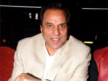 Dharmendra bids adieu to alcohol
