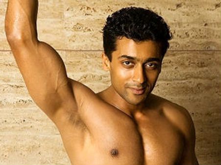 Lingusamy to relaunch Surya in Bollywood