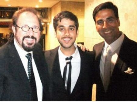 Akshay Kumar launching Vinay Virmani in Breakaway