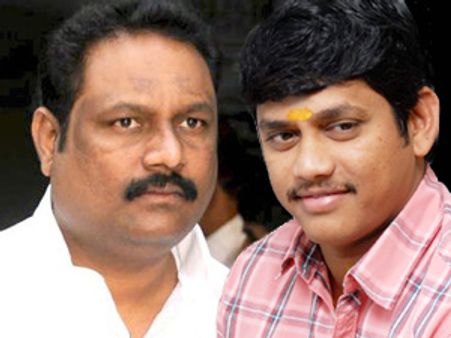 Bellamkonda Suresh troubling Kandireega director?