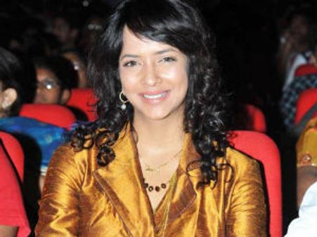 Lakshmi Manchu turns down Kamal Hassan's offer