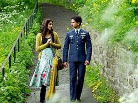 Shahid Kapoor defends postponing Mausam release