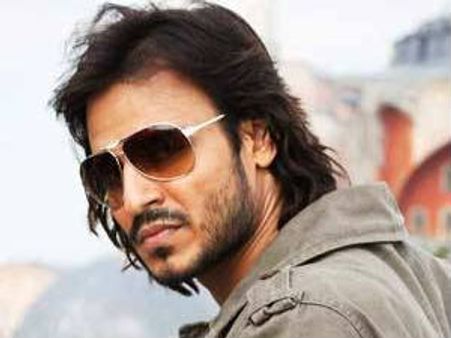 Vivek Oberoi hurts his back on Zilla Ghaziabad sets