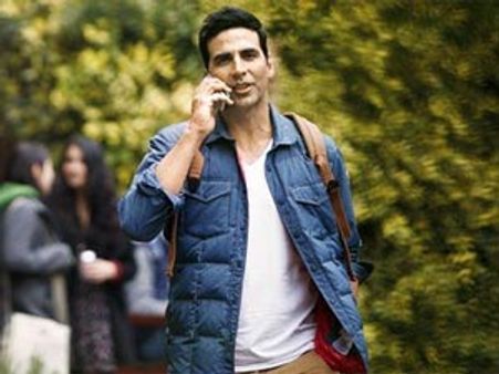 Akshay Kumar gets a cool makeover in Desi Boyz