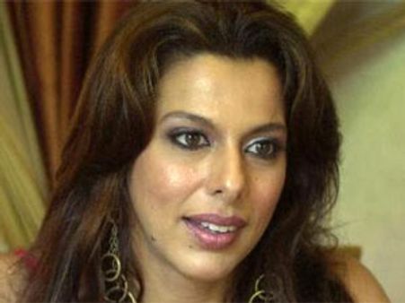 Bigg Boss 5 stint will not push career: Pooja Bedi