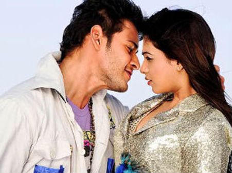 Samantha playing Mahesh Babu's love interest in SVSC