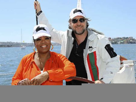 Oprah Winfrey sails with Russell Crowe in Australian waters