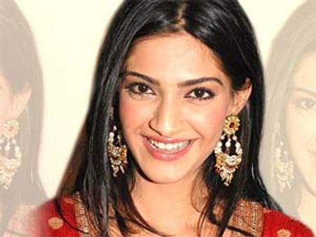 Sonam Kapoor creating awareness about breast cancer