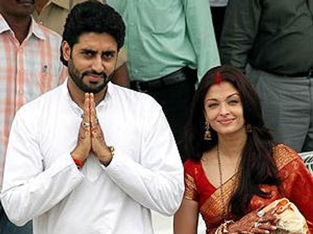 Aishwarya Rai attends a secret party with Abhishek Bachchan