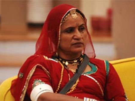 Big Boss 5: Gulabo Sapera in legal mess for “drugs” charge on Pooja Mishra