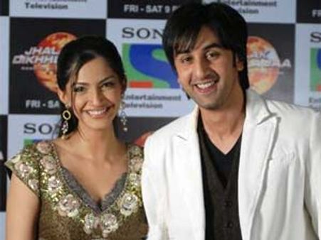 Sonam Kapoor snaps at Ranbir Kapoor's 'drama queen' comment