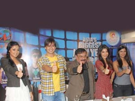 Vivek Oberoi, Tanushree Dutta to perform at New Year Bash