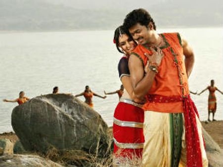 Velayudham not violating KFCC rules?