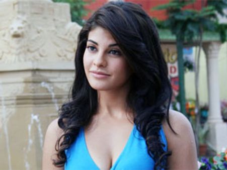 Sonakshi Sinha out of Race 2, Jacqueline Fernandez steps in