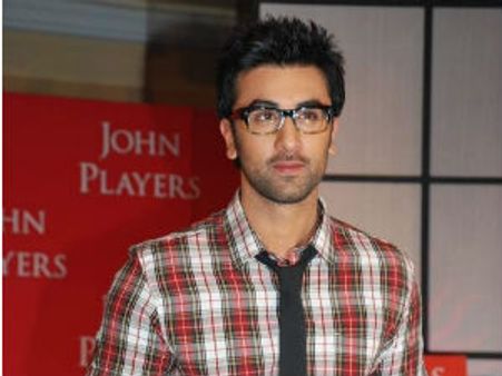 Ranbir Kapoor denies cashing on Kapoor Khandan's stardom