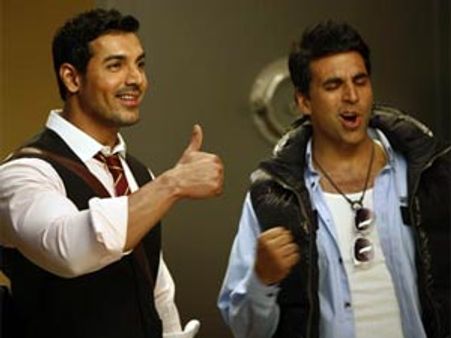 After Ra.One, now Desi Boyz makers facing charges of plagiarism