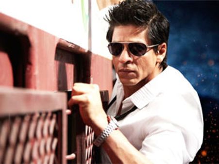 Ra.One: Just 1 day to go, Cash counters gripped with advance booking fever