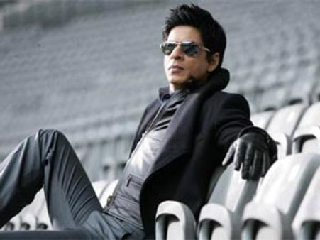 Shahrukh Khan misses Don 2 promotions for Ra.One