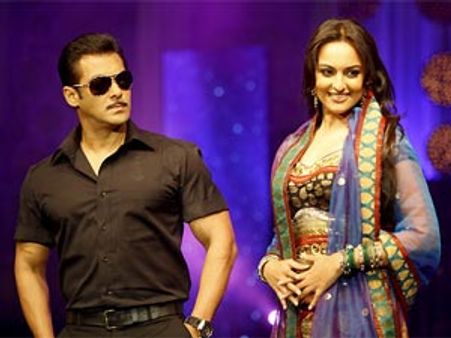 Salman Khan miffed with Sonakshi Sinha?