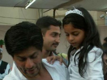 Shahrukh Khan's daughter compliments her dad