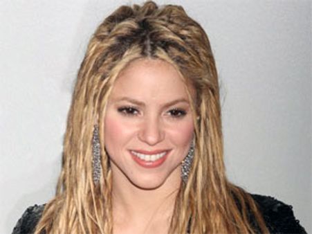 Shahid Kapoor in Hrithik's shoes, to share dance floor with Shakira?