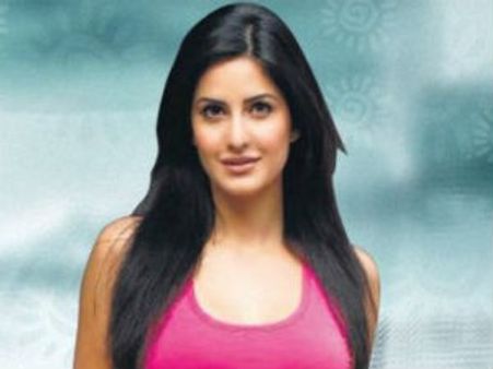 Katrina Kaif to do item number in Hrithik's Agneepath