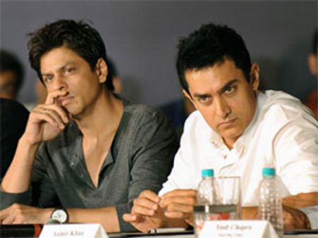 Aamir Khan wants to be Shahrukh's friend?