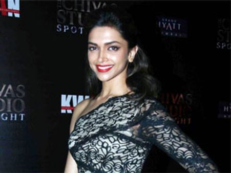 Deepika Padukone desires to act with Himesh Reshammiya