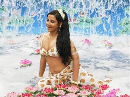 The Dirty Picture fails to beat Rockstar at Box Office in first weekend