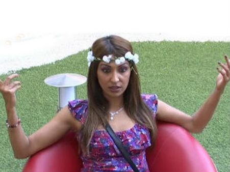 Big Boss 5: Pooja Mishra re-entering house as Symonds' translator