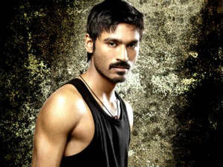 Dhanush sets his eyes on Hrithik Roshan for his Bollywood flick