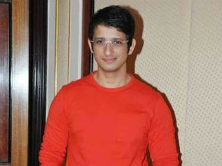 Sharman Joshi surely has a niche for himself in Bollywood
