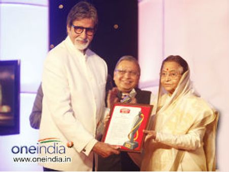Amitabh Bachchan elated with Maharashtrian of the Year award