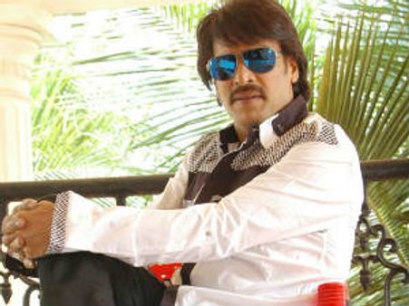 Upendra turns Topiwala