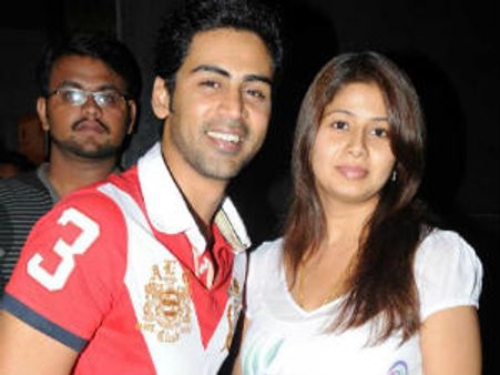 Sangeetha-Krish getting threats!