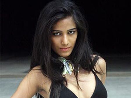 Hot Poonam Pandey turns a saint in 2012?