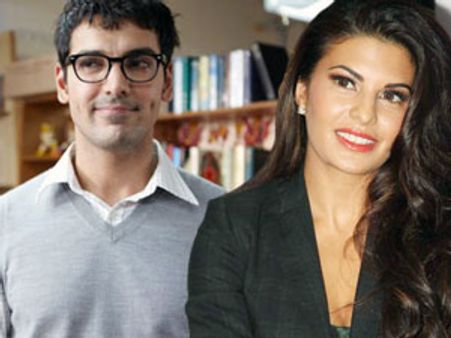 Jacqueline Fernandez wants to smooch John Abraham