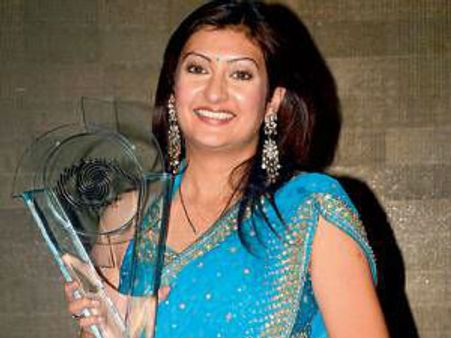 Bigg Boss 5: Juhi Parmar says most of the contestants were fake