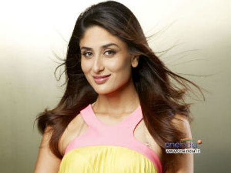 Kareena Kapoor wins 'Most Profitable Actress Award'