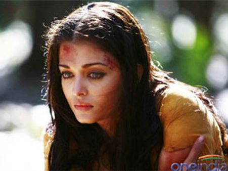 Aishwarya Rai's daughter is Amitabh Bachchan's first priority