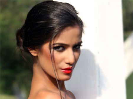Poonam Pandey finally achieves her goal