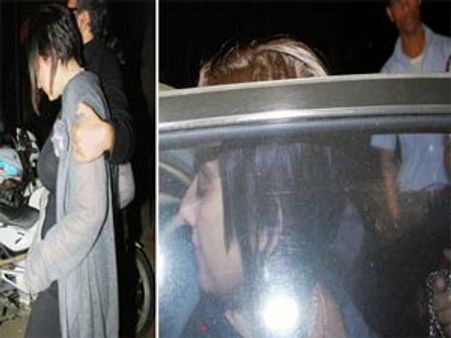 Manisha Koirala spotted drunk at a party