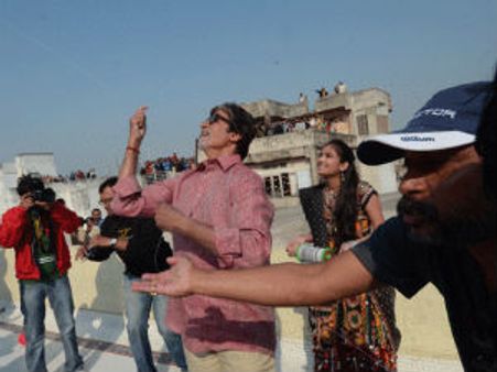 Amitabh Bachchan takes joy in flying kites