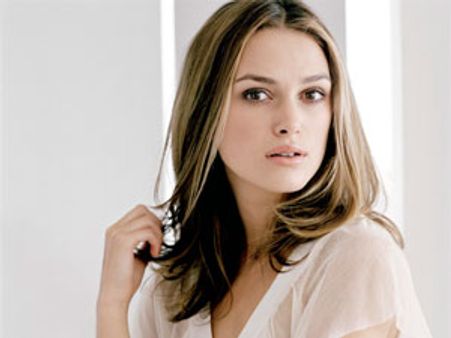 Keira Knightley practices sex acts in front of mirror for A Dangerous Method
