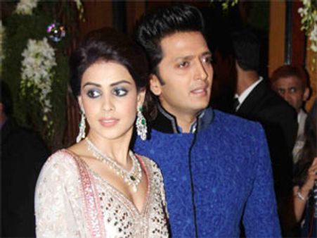 Riteish-Genelia D'Souza marriage to boost TNLHG collections at BO!