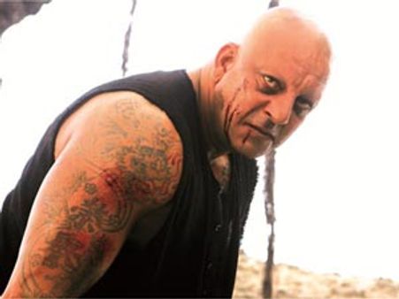 Sanjay Dutt turns Bollywood's item boy