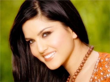 Sunny Leone works hard for Jism 2